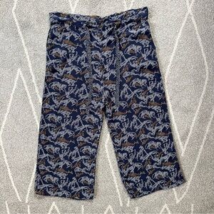 Xhilaration Navy Blue Cheetah Print Rayon Pull On Capris Pants